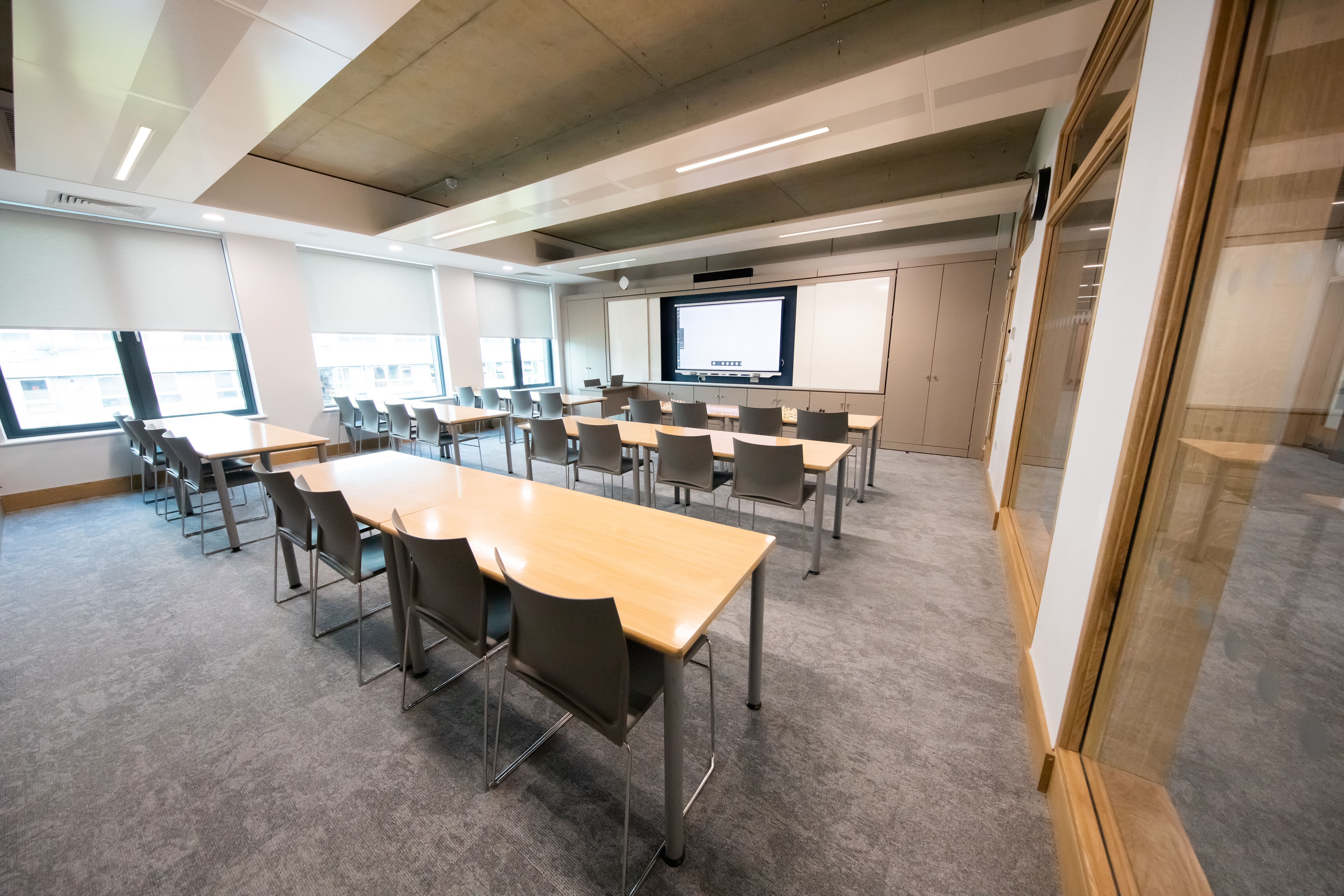 Frenger's Multi-Service Radiant Panels installed in a classroom at Haberdashers' Boys' School A classroom in haberdashers school