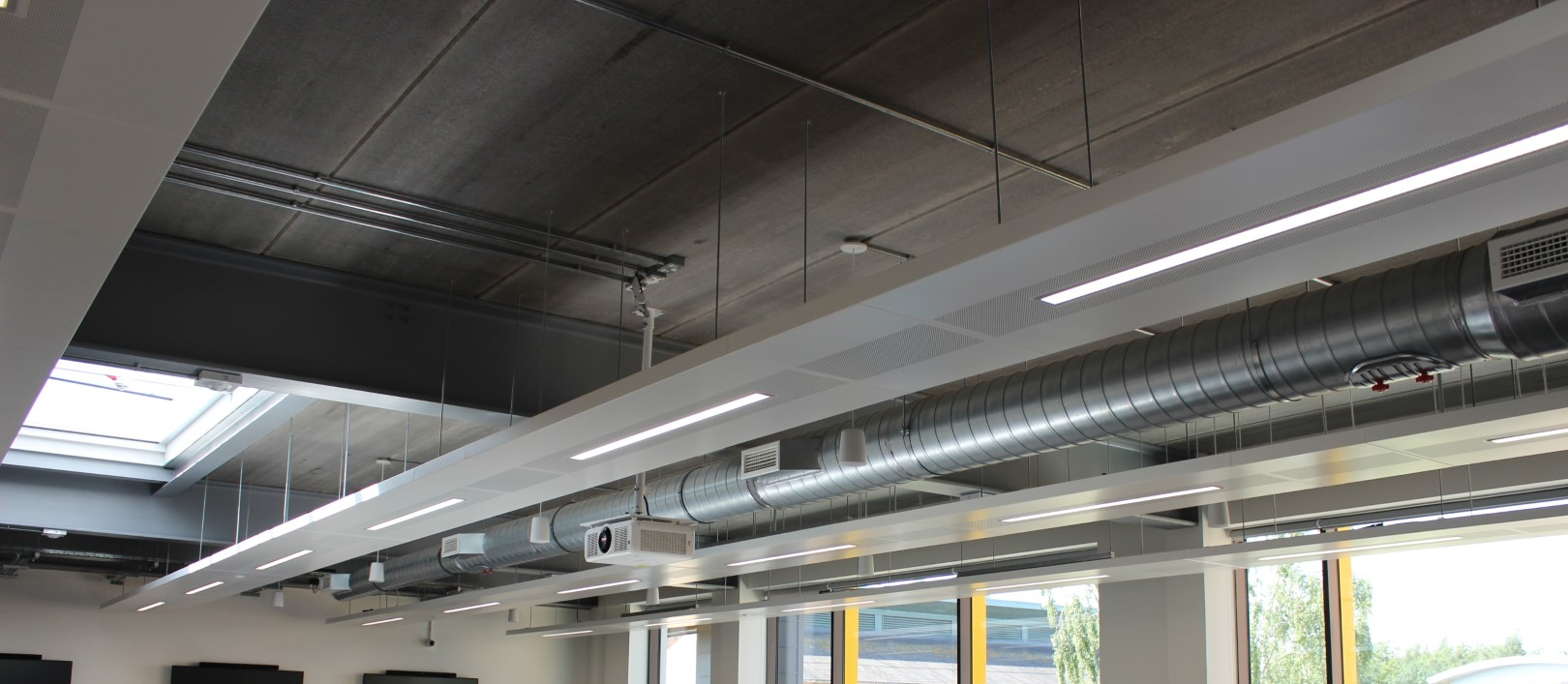 An image showing Frenger's® Multi-Service Radiant Heating Panels inside the NTU Engineering building An image showing Frenger's® Multi-Service Radiant Heating Panels inside the NTU Engineering building