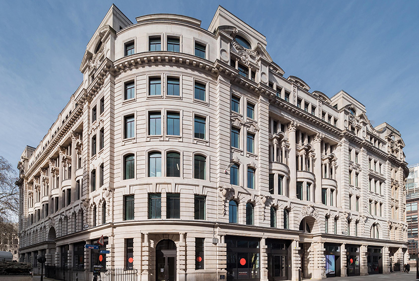 Image showing the street signs of 20 Finsbury Circus in London 20 Finsbury Circus